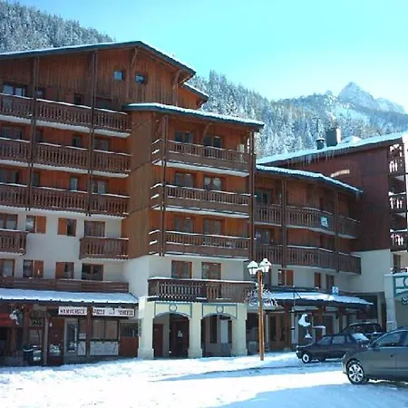 4/5 Pers, Balcon, Proche Pistes Et Commerces A Modane